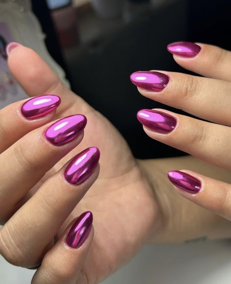 Magenta Manicure, Magenta Nails, Essie Nail Polish Colors, Pink Stiletto Nails, Blue Chrome Nails, Pink Chrome Nails, Golden Nails, Chrome Nails Designs, Pink Ombre Nails