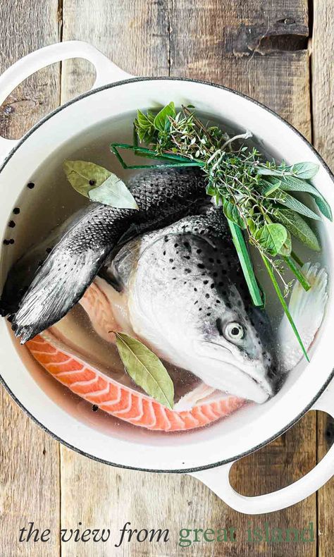 Easy Fish Stock Fish Stock Recipe, Mediterranean Soup, Lemon Dill Salmon, Salmon Soup, Shrimp Bisque, Stock Recipes, Frozen Salmon, Breakfast Burger, Fish Stew