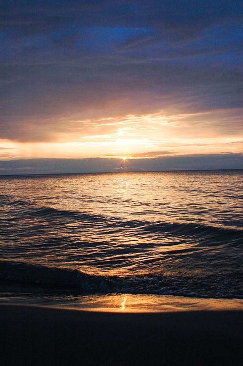 Lake Huron Michigan, Adobe Lightroom Cc, Lake Huron, Community College, Great Lakes, Please Do, Sunrise Sunset, Ontario, Fresh Water