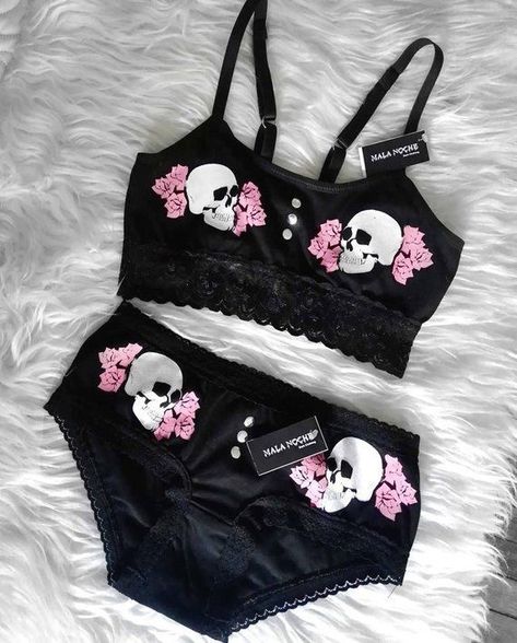 Gothic Mode, Gothic Lingerie, Skull Clothing, Gothic Clothing, Cute Lingerie, Lingerie Sets, Fashion Victim, Dreamy Dress, Pretty Lingerie