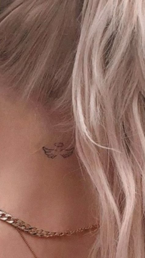 Angle Wing Tattoos, Wing Neck Tattoo, Small Angel Tattoo, Wings Tattoo Meaning, Angle Tattoo, Small Back Tattoos, Cute Simple Tattoos, Small Girly Tattoos, Hand Tattoos For Girls