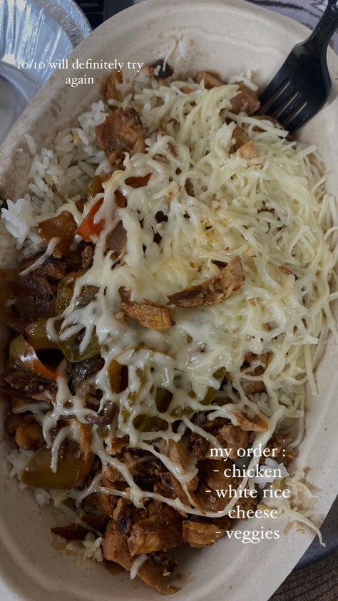 Chipotle Food Pics, Chipotle Orders Ideas, Chipotle Burrito Order Ideas, Chipotle Bowl Ideas, Best Chipotle Bowl Order, Chipotle Order Ideas, Chipotle Bowl Order Ideas, Chipotle Bowl Order, Chipotle Bowl Aesthetic