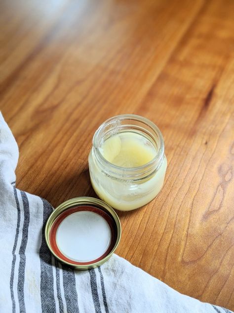 Bees Wax Wrap Diy, Diy Furniture Polish, Beeswax Diy, Upholstered Chairs Diy, Beeswax Furniture Polish, Polish Recipe, Butter Homemade, Cherry Wood Desk, Lotion Bars Recipe