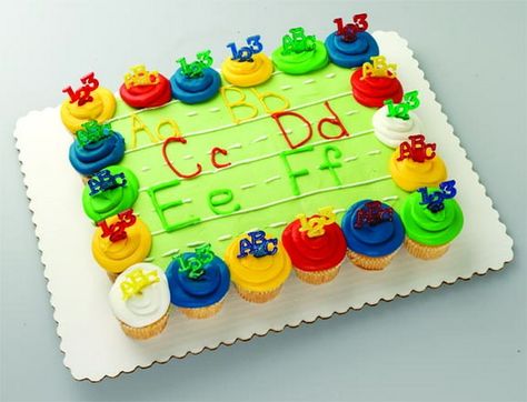 2013 Back to School Facts | Back to School Cake and Cupcake Ideas Back To School Cake, School Cupcakes, Pull Apart Cupcake Cake, Pull Apart Cake, School Cake, Pull Apart Cupcakes, Graduation Cupcakes, School Treats, Cupcake Designs