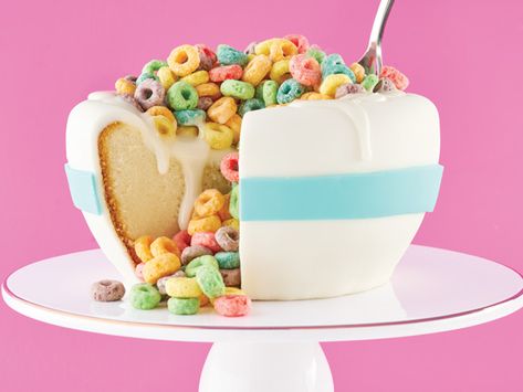 Cereal Cake, Make Powdered Sugar, Kids Cereal, Chocolate Peanut Butter Smoothie, Oven Safe Bowls, Bowl Of Cereal, Bowl Cake, White Frosting, Summer Cakes