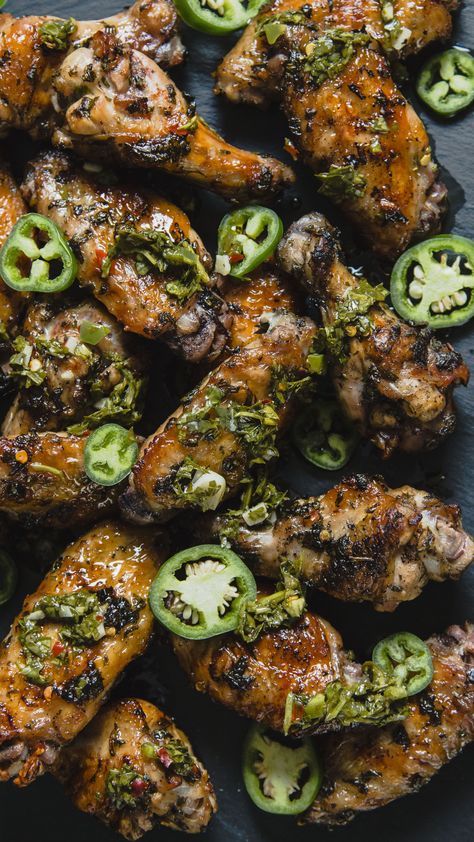 Add a tasty, spicy kick to your party spread with these zesty chimichurri chicken wings. Chimichurri Chicken, Grilled Wings, Grilled Chicken Wings, Tasty Chicken, Chicken Wing, Grilled Chicken Recipes, Chicken Wing Recipes, Wing Recipes, Poultry Recipes