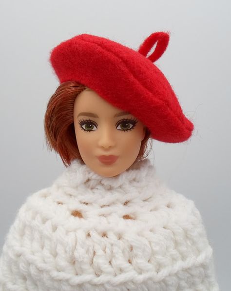 Felt Free Pattern, How To Make A Beret, Felt Beret, Beret Pattern, Free Barbie, Barbie Hat, Barbie Couture, Crochet Poncho Free Pattern, Diy Sewing Tutorials