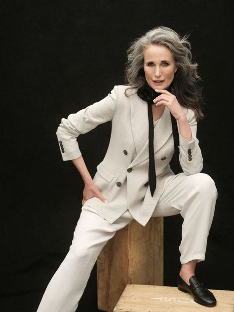 Andie MacDowell on Dropping Her Southern Accent and the Movie That Changed Her Life — The Wall Street Journal Andie Macdowell Style, Runway 2023, Working At Mcdonalds, Southern Accent, Red Right Hand, Tv Miniseries, Andie Macdowell, Southern Accents, Film Red