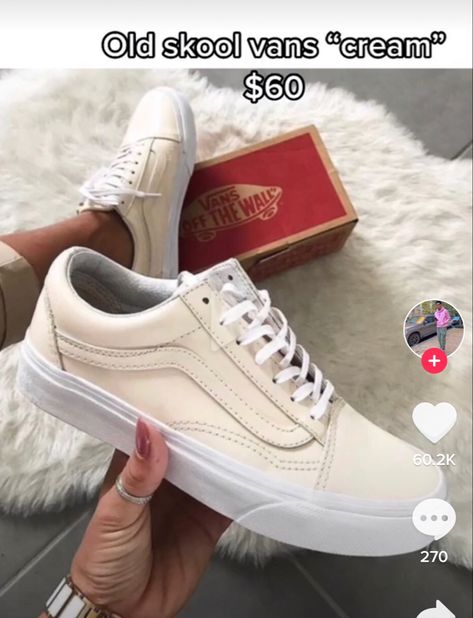 Cream Vans Outfit, Trendy White Chunky Sneakers With Lug Sole, Casual White Chunky Sneakers With Lug Sole, Casual Cream Chunky Lace-up Sneakers, Vans Cream Sneakers For Summer, Knu Vans Outift, Vans Outfit, Old Skool, Vans Old Skool