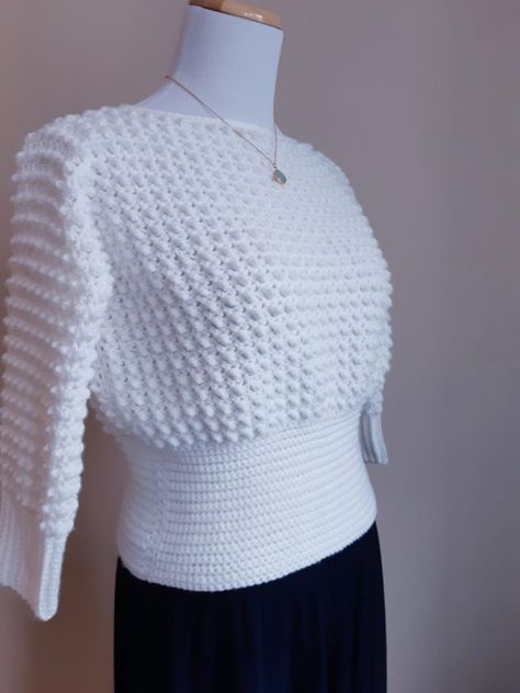 Crochet Business Casual, Crochet Crop Sweater Pattern, Crochet White Sweater, Retro Crochet, Crochet Sweater Design, Crochet Sweater Free, Crochet Crop Top Pattern, Crochet Sweater Pattern Free, Mode Crochet