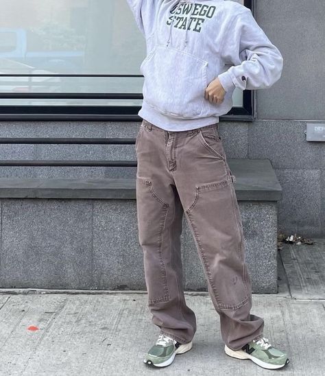 Carhartt Outfit Men, Carhartt Pants Outfit, Carpenter Pants Outfit, Boat Shoes Fashion, Jeans Outfit Men, University Outfit, Pants Outfit Men, Trendy Boy Outfits, Instagram Jewelry