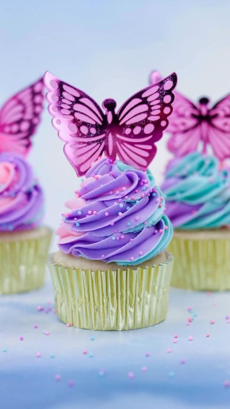 Happy International Women’s Day! 💗 in 2022 | Mermaid cupcakes, Butterfly cupcakes, Girl cupcakes Girly Cupcakes Birthday, Girls Birthday Cupcakes, Pastel Rainbow Cupcakes, Colorful Baking, Butterfly Baby Shower Cake, Play Bakery, Aladdin Party, 12th Birthday Cake, Encanto Birthday