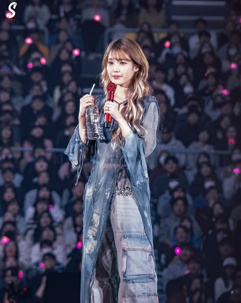 Iu Concert Outfit Ideas 2024, Iu Concert Outfit, Iu Concert, Outfit Ideas 2024, Concert Outfit Ideas, Concert Outfit, Outfit Ideas, Ootd, Concert