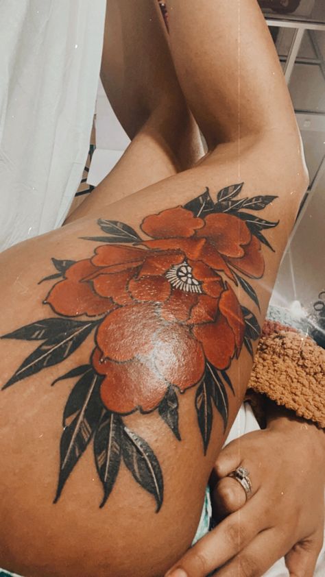 Deep Red Flower Tattoo, Red Flower Tattoos, Tattoo On Thigh, Hexagon Tattoo, Flower Thigh Tattoos, Peony Tattoo, Peonies Tattoo, Red Peonies, Cover Up Tattoo