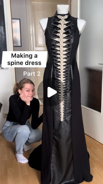 Elien on Instagram: "I can’t believe I’m saying this, but I finally finished the Sandman (by Neil Gaiman) inspired spine dress. It’s inspired by Sandman’s helmet and I followed an arrow smocking pattern to make that spine shape and then weaved it into the dress.
This whole process involved way too much math and planning for me taste, but hey, it’s finally done! Once the weather is better we take some proper photos. :)

#sewing #costumedesign #smocking #sandman #fashiondesign #neilgaiman" Spine Dress, Smocking Pattern, The Sandman, An Arrow, Neil Gaiman, Smock Dress, Design Tutorials, Costume Design, Costume Ideas