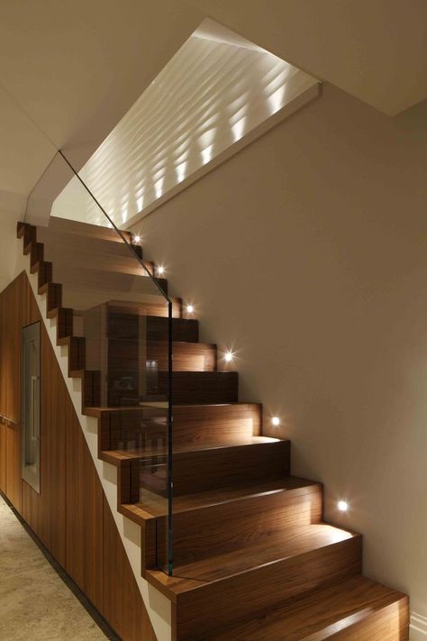 Stairway Lighting Ideas, Staircase Lighting Ideas, Stairs Lighting, Industrial Lighting Design, Stairway Lighting, Stair Lights, Glass Staircase, Interior Design Per La Casa, Stairway Design