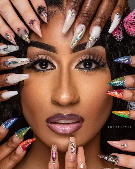 Press On Nails Photoshoot Ideas, Nail Business Photoshoot Ideas, Nail Artist Photoshoot, Nail Campaign, Nail Tech Photoshoot, Nails Photoshoot Ideas, Nail Tech Photoshoot Ideas, Nail Photoshoot Ideas, Tech Photoshoot