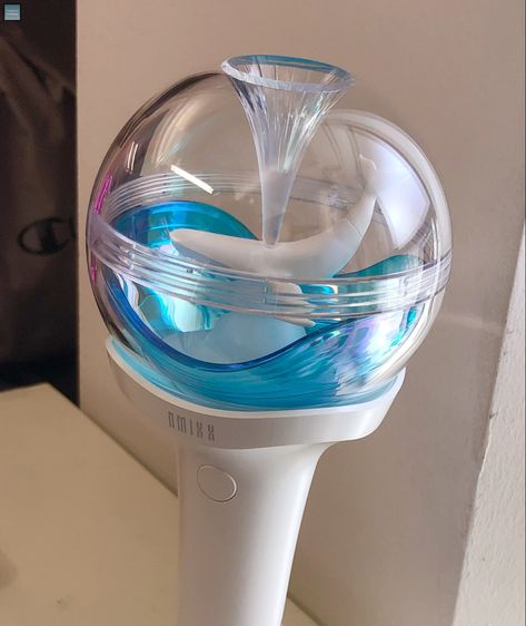 Nmixx Lightstick, Mamamoo Lightstick, Bts Blood Sweat Tears, Asthetic Picture White And Black, Kpop Lightstick, Kpop Merchandise, Fandom Kpop, All About Kpop, Light Ring