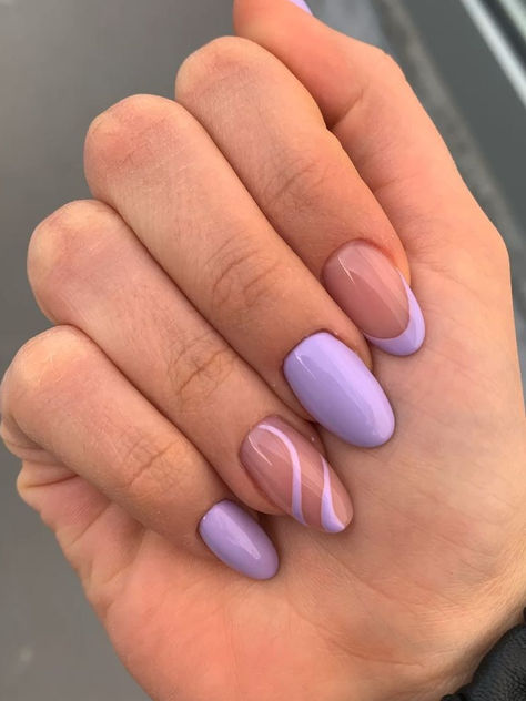 spring nail design: lavender shade Trendy Back To School Nails, Trendy Short Nail Designs, Swirl Nail Art, Back To School Nails, Cute Simple Nails, Lavender Nails, Spring Nail Designs, Simple Gel Nails, Blush Nails