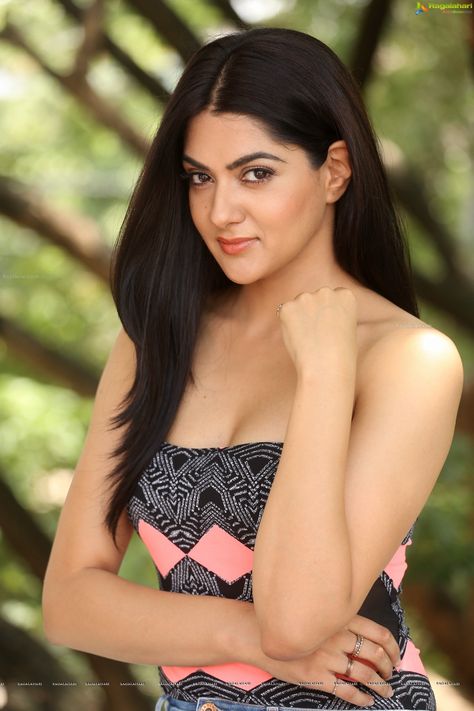 Sakshi Chaudhary (High Definition) Sakshi Chaudhary, Future Wife, Aerial Photography, Actress Photos, Hd Photos, High Definition, Interview, Actresses, Photography