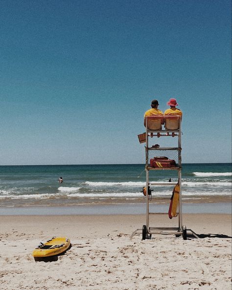 atlantic france baywatch Baywatch Aesthetic, Rush Shirts, Club Aesthetic, Clubbing Aesthetic, Fall 24, Brick Lane, 90s Aesthetic, Baywatch, Endless Summer