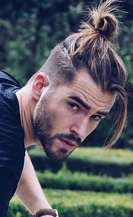 men hairstyle, men hairstyle short, men hairstyle medium, men hairstyle long, men hairstyle curly Ponytail Hairstyles For Men, Man Bun Haircut, Long Curly Hair Men, Man Bun Hairstyles, Mens Hairstyles Medium, Men Haircut Styles, Man Bun, Corte De Cabelo Masculino, Undercut Hairstyles