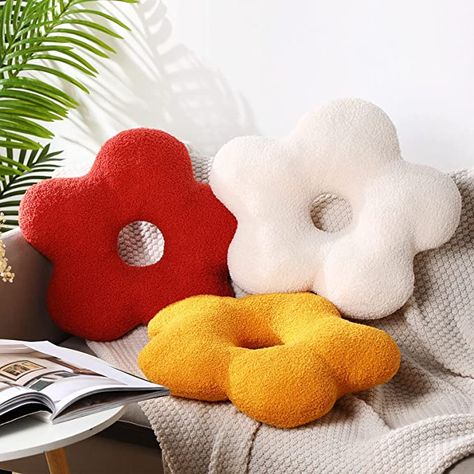 3 Pcs Flower Shaped Spherical Throw Pillows 18.8 x 15.7 Inch Nordic Style Decorative Plush Flower Pillow Aesthetic Flower Cushion Trendy Cute for Office Home Bedroom Sofa Decor (White, Red, Yellow) Shaped Throw Pillows, Pillow Aesthetic, Flower Pillows, Kitschy Decor, Plush Flower, Flower Cushion, Aesthetic Flower, Flower Throw Pillows, Home White