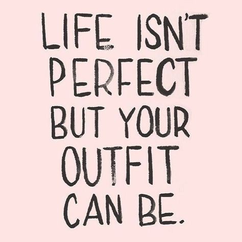 Citations Instagram, Fashion Quotes Inspirational, Online Shopping Quotes, Outfit Quotes, Shopping Quotes, Girly Quotes, Fashion Quotes, Your Outfit, Mom Quotes