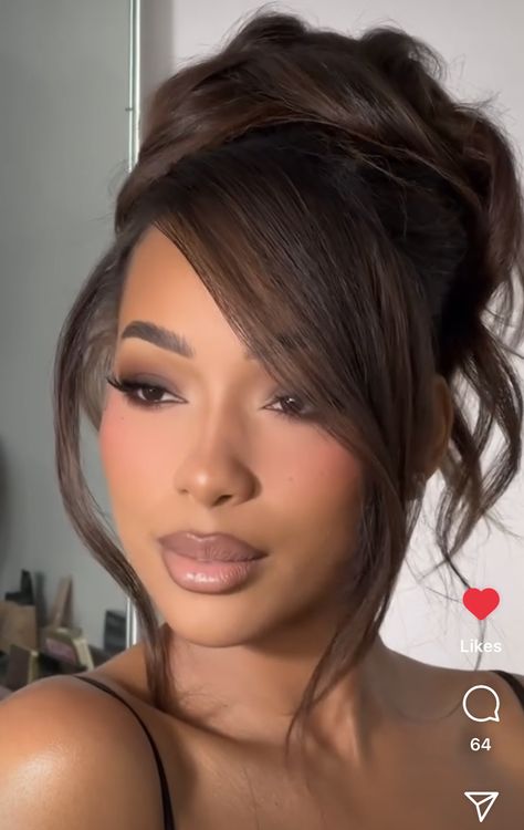 Luxury Hair Styles, Updo For Bridesmaid Medium Hair, Long Black Dress Hairstyles, Side Parting Bun, Slick Hair Down Style, Side Bang Updo, Side Swoop Bun, Bun With Side Part, Classy Hairstyles For Black Women