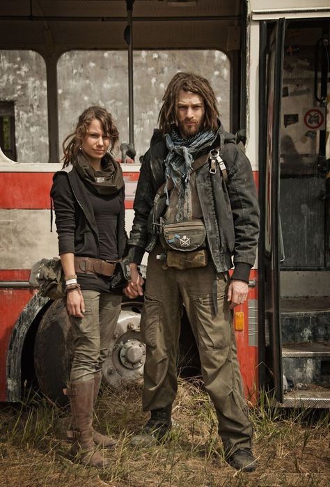 Zombie Apocalypse Outfits, Dystopian Character, Dystopia Rising, Dead Costume, Wasteland Warrior, Batman Christian Bale, Post Apocalyptic Costume, Apocalyptic Clothing, Apocalypse World