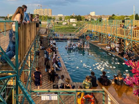 Gallery of Public Pools as Public Spaces: The Role of Swimming and Bathing in Cities - 6 Urban Public Space, Public Bath, Roman Baths, Trondheim, Lodz, Urban Setting, Islamic World, Urban Environment, Beach Hut