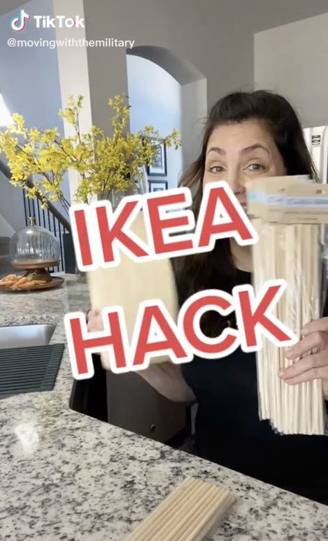 Ikea Hack Vase, Ikea Vases, Ikea Art, Ikea Organization Hacks, Ikea Desk Hack, Ikea Crafts, Ikea Kallax Hack, Ikea Inspiration, Ikea Organization