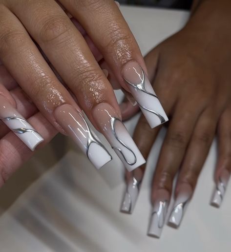 White Silver Nails Coffin, White Coffin Nails Design, White And Silver Acrylic Nails Prom, White Aesthetic Nails, Y2k Aesthetic Nails White, White And Silver Long Acrylic Nails, Drippy Nails, Grunge Y2k Nails White, Ambre Nails