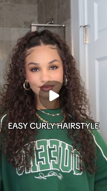 20M views · 2.1M likes | Ashlee West 🥥 on Instagram: "Obsessed 3x!! 💚" Picture Day Hairstyles Wavy Hair, Cute 3b Curly Hairstyles, Picture Day Hair Curly, 2c Hairstyles Medium, Hair Styles For Long Wavy/curly Hair, Curly Hairstyles White Women, Thanksgiving Hairstyles Curly Hair, Curly Hairstyles For School Pictures, Cute Hairstyles With Hair Down