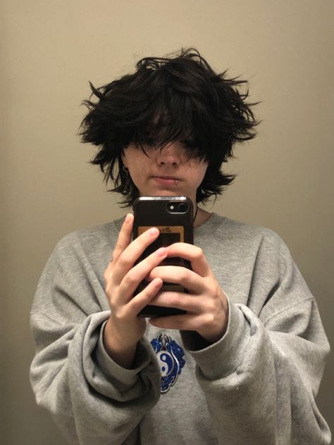 Alt Fluffy Hair, Gender Envy Nonbinary, Nonbinary Haircuts, Genderfluid Haircut, Non Binary Haircuts, Tomboy Hairstyles, Short Grunge Hair, Mens Hairstyles Thick Hair, Hair Inspiration Short