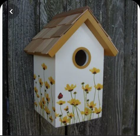 Hand Painted Birdhouses, Homemade Bird Houses, Birdhouse Craft, Bird Houses Ideas Diy, Birdhouse Designs, Bird Houses Painted, Decorative Bird Houses, Nesting Box, Bird Houses Diy