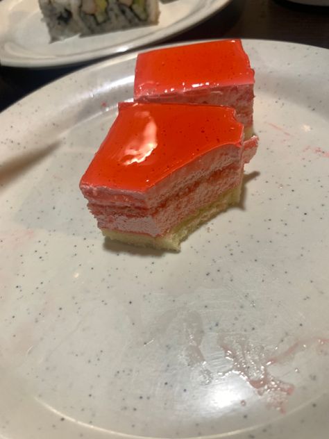 Strawberry Jelly Cake, Chinese Buffet, Strawberry Jelly, Jelly Cake, Baking Business, Food Drinks Dessert, Food Inspo, Sheet Cake, Food Drinks