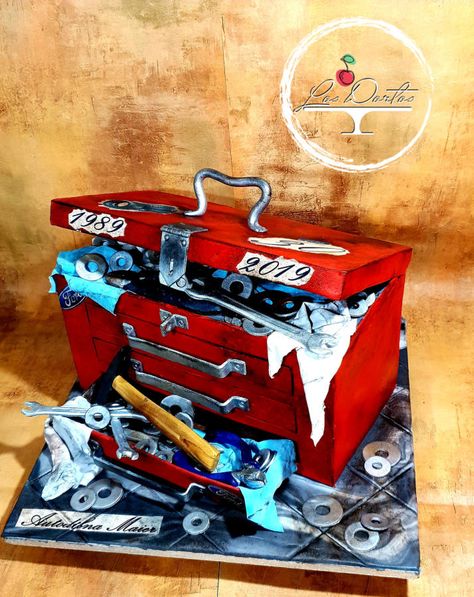 Birthday  cake for car mechanics - cake by Los dortos Mechanic Birthday Party, Mechanic Birthday Party Ideas, Mechanics Birthday Party, Mechanics Birthday Cake, Mechanic Birthday, 21st Birthday Cake For Guys, Mechanic Cake, Dragonball Z Cake, Mechanics Birthday