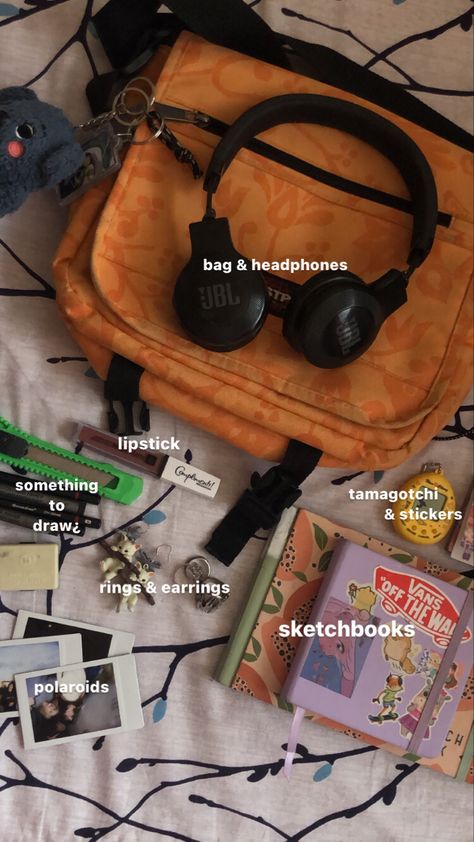 What I Have In My Backpack, Whats In My Small Bag, Whats In My Messenger Bag, What’s In My Messenger Bag, School Bag Tour, Bag Tour, What's In My Backpack, Everyday Bag Essentials, Uni Bag