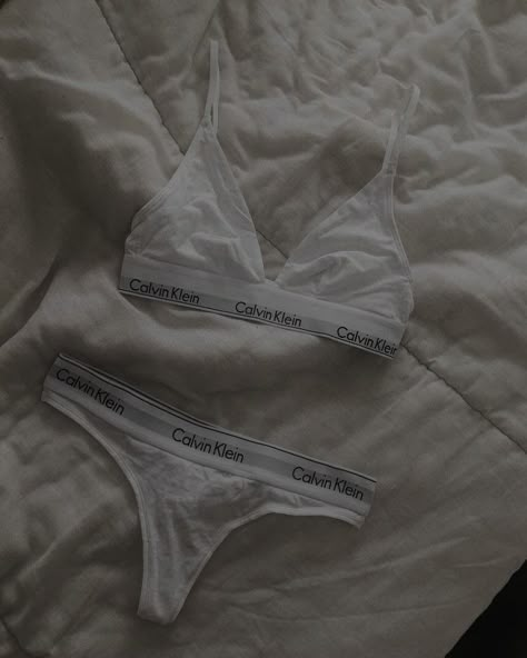 Calvin Klein Set Aesthetic, Calvin Klein Aesthetic, Color Aura, Calvin Klein Set, Calvin Klein Outfits, Obx Dr, Intimo Calvin Klein, Victoria Secret Outfits, Smink Inspiration