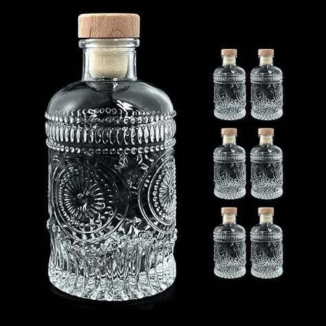 Glass Liquor Bottles, Wine Bottle Design, Apothecary Bottles, Jar Storage, Cork Stoppers, Sunflower Design, Liquor Bottles, Kombucha, Tea Bottle