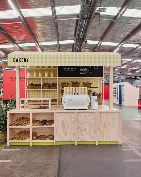 CW MARKET Everyone’s first stop, the CW MARKET BAKERY. The place to meet friends and get caffeinated ahead of browsing the 60+ brands. Market Booth Design, Skincare Booth, Bakery Booth, Pop Up Retail, Pop Up Booth, Mobile Bakery, Bakery Stand, Market Bakery, Market Stall Display