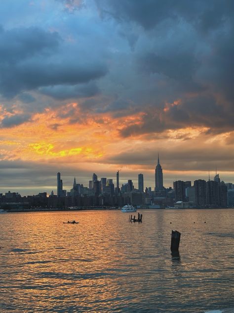 nyc • new york • summer 2024 • brooklwn • inspo • aesthetic • skyline New York Beach Aesthetic, Rockaway Beach New York, Nyc Aesthetic Summer, New York Summer Aesthetic, Nyc Summer Aesthetic, Aesthetic Skyline, New York Beach, Summer In New York, Redemption Arc