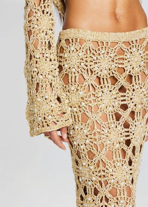 Trendy crochet skirt patterns Knit Crochet Top, Bridal Reception Dress, Skirt Pattern Free, Crochet Maxi Skirt, Skirt Patterns, Crochet Skirt Pattern, Spring Knits, Bachelorette Party Bride, Crochet Dresses