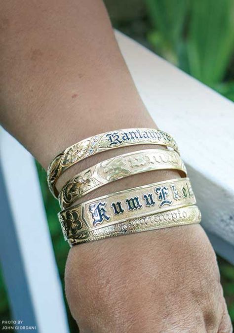 Hawaiian Heirloom Bracelets Pandanus Tree, Hawaii Part Ii, Hawaiian Heirloom Jewelry, Hawaiian Bracelets, Diamond Carat Size, Shiny Bracelets, Heirloom Jewelry, Island Jewelry, Diamond Bracelet Design