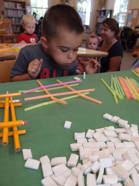 Three Little Pigs build a house activity using straws, pencils, and tiles. 3 Little Pigs Activities, Fairy Tales Preschool, 3 Pigs, Three Pigs, Nursery Rhymes Preschool, Fairy Tales Unit, 3 Little Pigs, Preschool Stem, Traditional Tales