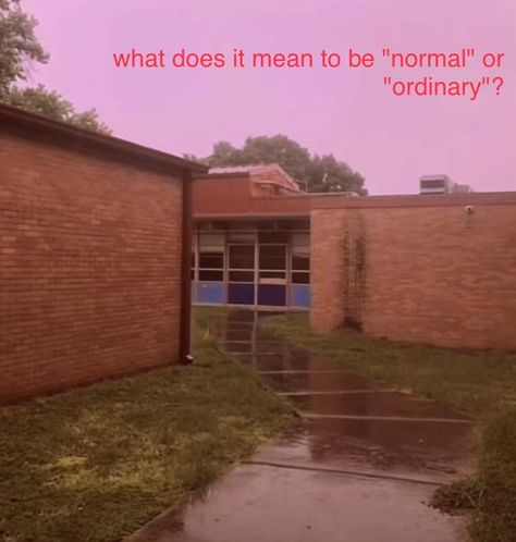 Liminal Space Aesthetic Creepy Wallpaper, Fever Dream Aesthetic, Dream Tracker, Dreamcore Aesthetic, Weirdcore Aesthetic, Indoor Recess, Nostalgic Pictures, Nostalgia Aesthetic, Nostalgia Core