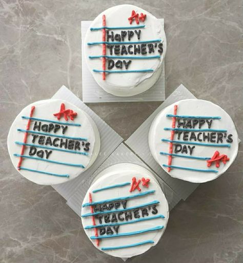 Teacher Appreciation Bento Cake, Teachers Cake Design, Teachers Day Theme Cake, Teachers Day Bento Cake Design, Teacher Appreciation Cake Ideas, Cake Hari Guru Aesthetic, Teachers Day Cake Design, Teachers Day Cupcakes, Teachers Day Cake Ideas