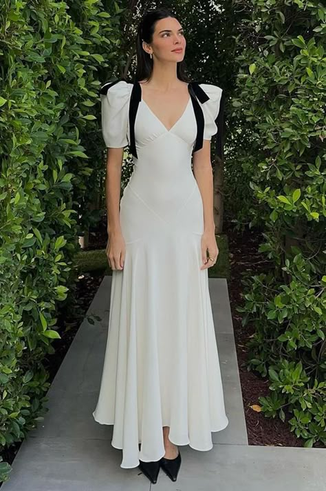 Long Dress For Women, High Waist Short, 파티 드레스, Tom Riddle, Ball Gowns Evening, Looks Chic, Maxi Dress With Sleeves, White Maxi Dresses, Evening Dresses Prom