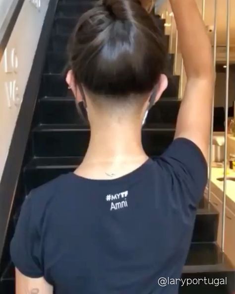 Shorn Nape on Instagram: “A pleasure to see you again @laryportugal 👏🏼🤩 cc @arthursartorio 💪🏼💈🥺 #shnvideo #shornnape #undercut #barberlife #barberlove #barberskills…” Small Undercut Women, Small Undercut Nape, Small Undercut, Shornnape Undercut, Nape Undercut, Undercut Women, Undercut Hairstyles, Barber Life, See You Again